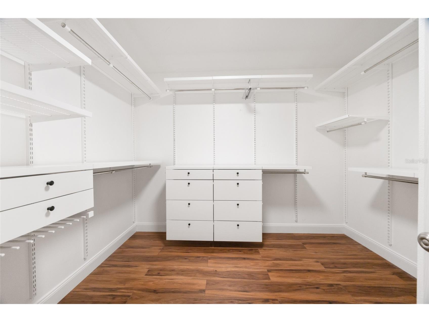 2330 W Saint Louis Street Tampa FL 33607 TB8497441 image7