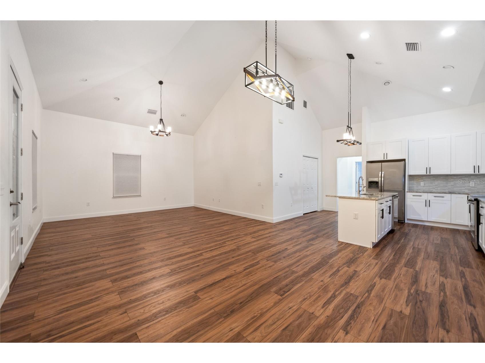 2330 W Saint Louis Street Tampa FL 33607 TB8497441 image9