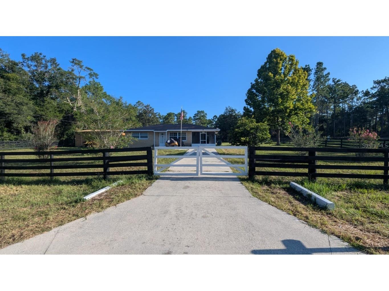 23303 NW Mallard Avenue Dunnellon FL 34431 OM707007 image1