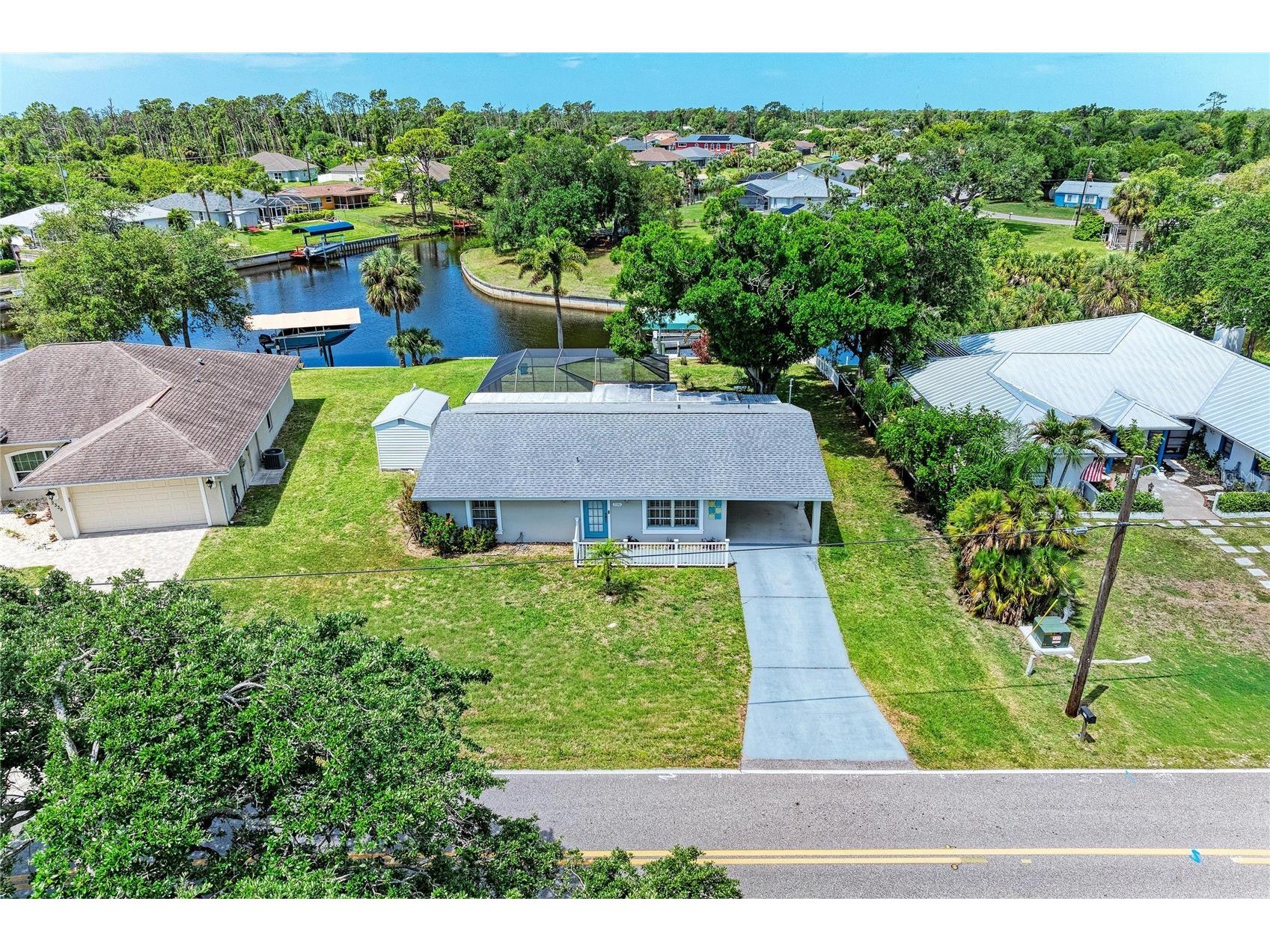 2331 Cannolot Boulevard Port Charlotte FL 33948 - AUBURN WATERWAY A4690057 image1