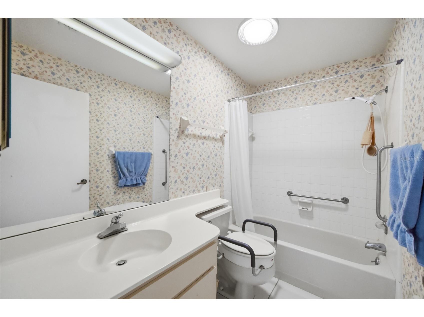 2331 Lancaster Drive Sun City Center FL 33573 N6143986 image22