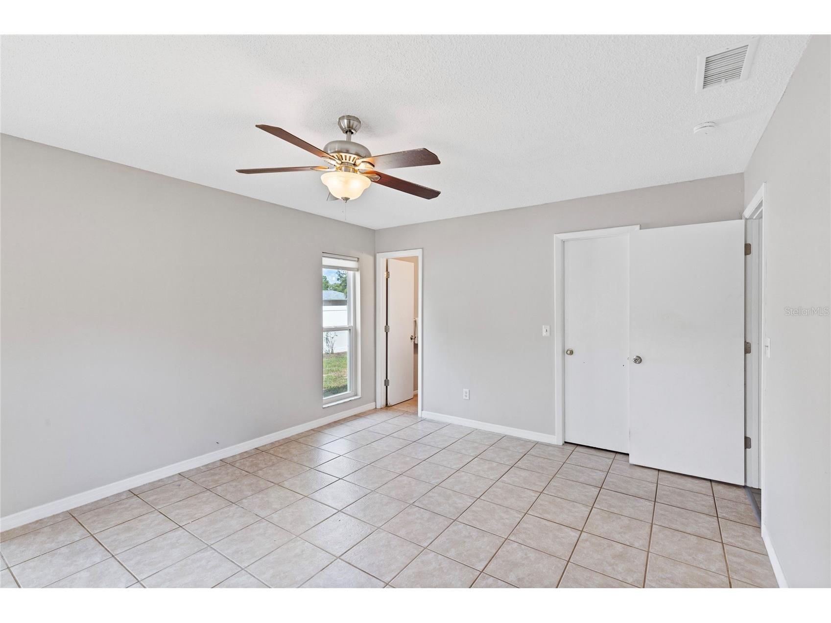 2331 Newton Drive Palm Harbor FL 34683 TB8508215 image18