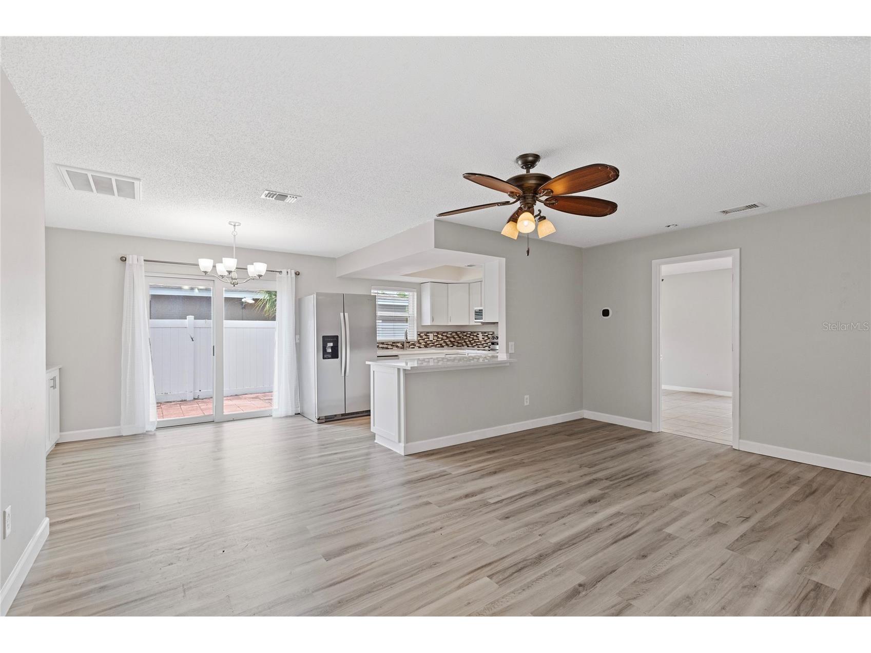 2331 Newton Drive Palm Harbor FL 34683 TB8508215 image3