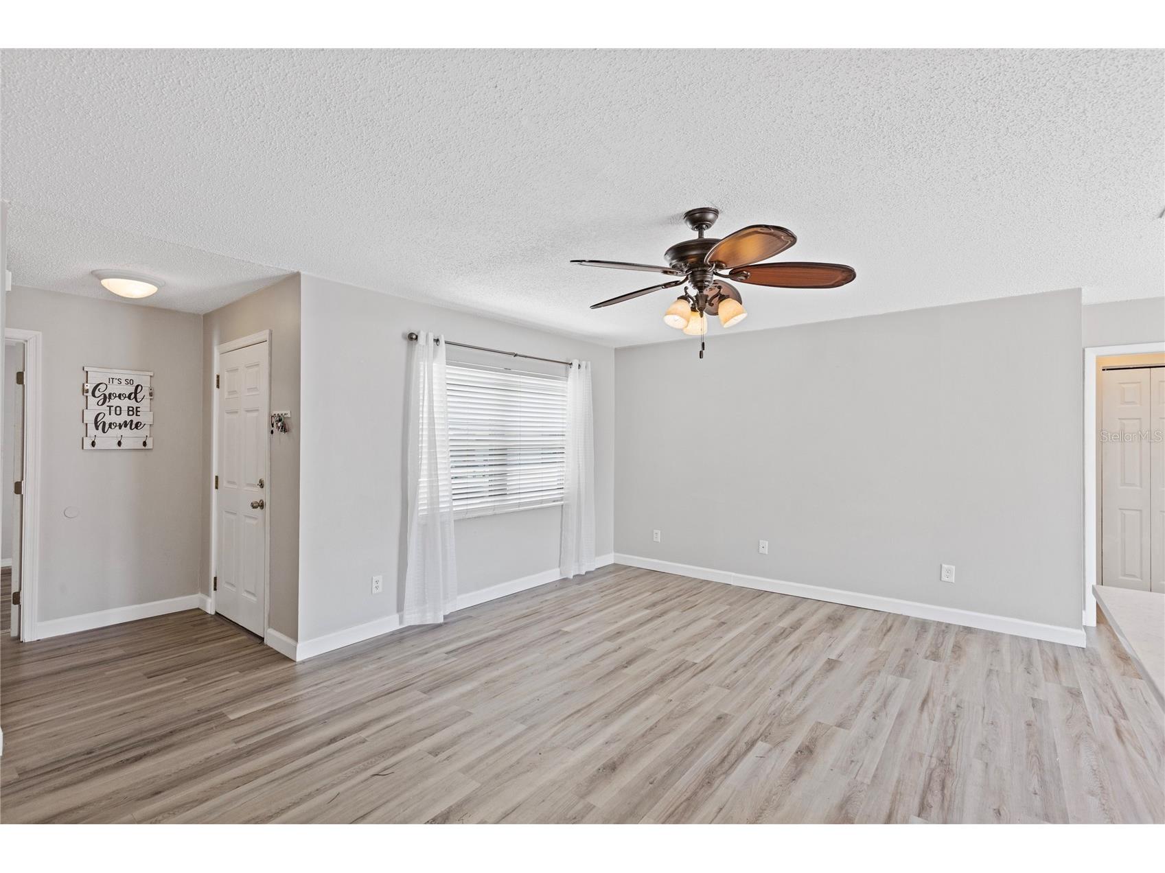 2331 Newton Drive Palm Harbor FL 34683 TB8508215 image5