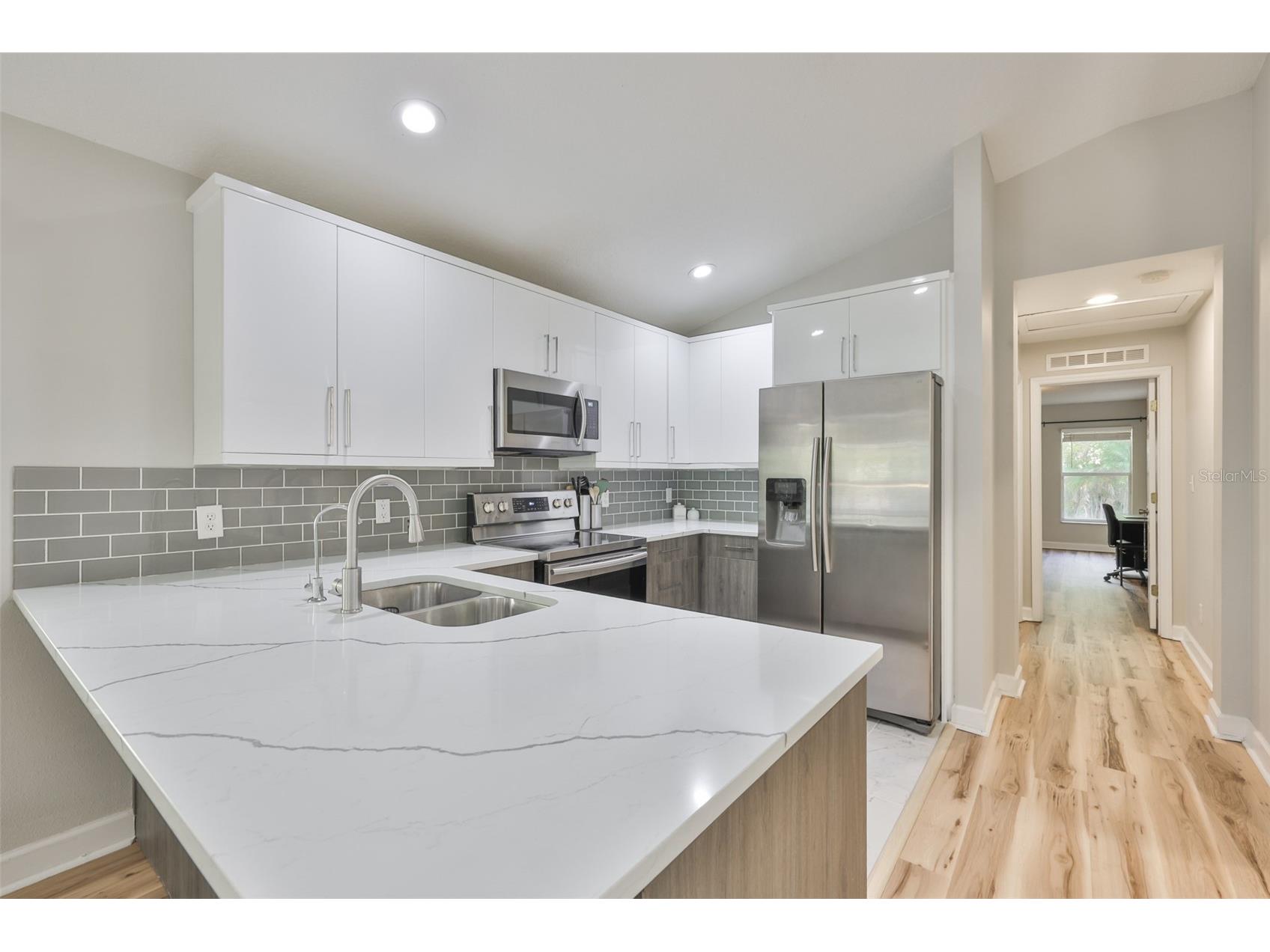 2331 W Chestnut Street Tampa FL 33607 TB8475288 image15