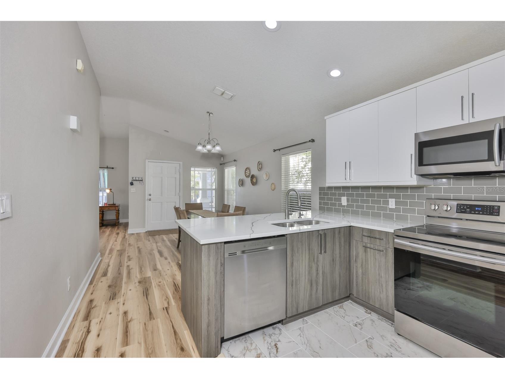 2331 W Chestnut Street Tampa FL 33607 TB8475288 image5