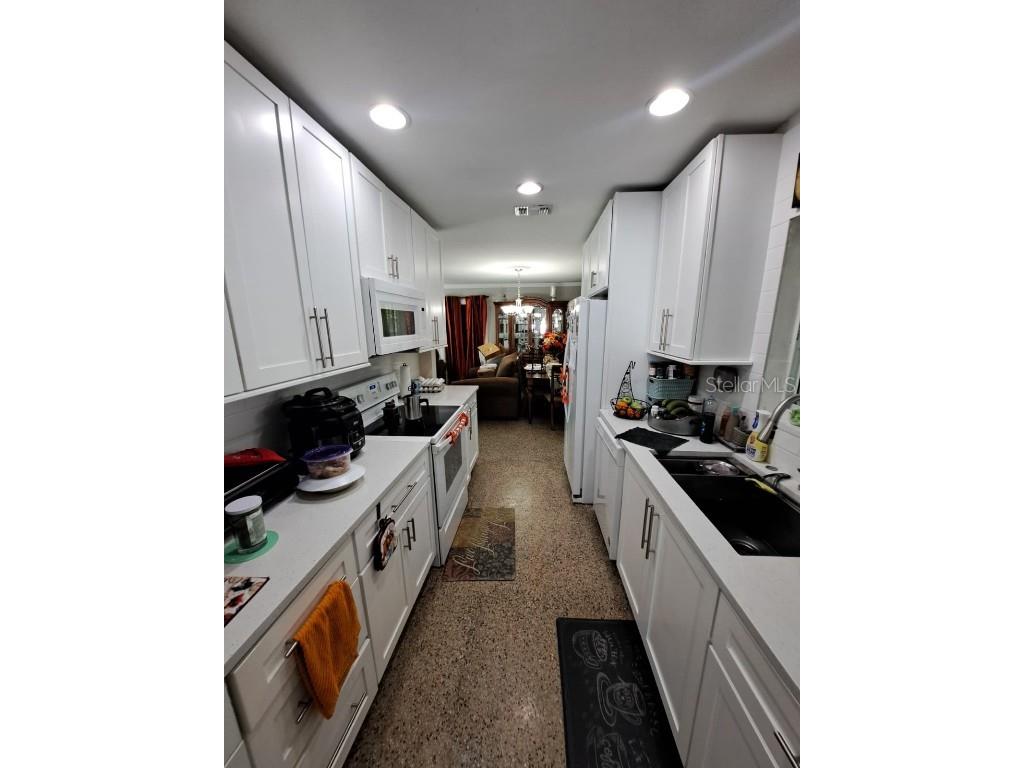 2331 W Oak Street Kissimmee FL 34741 TB8454444 image5