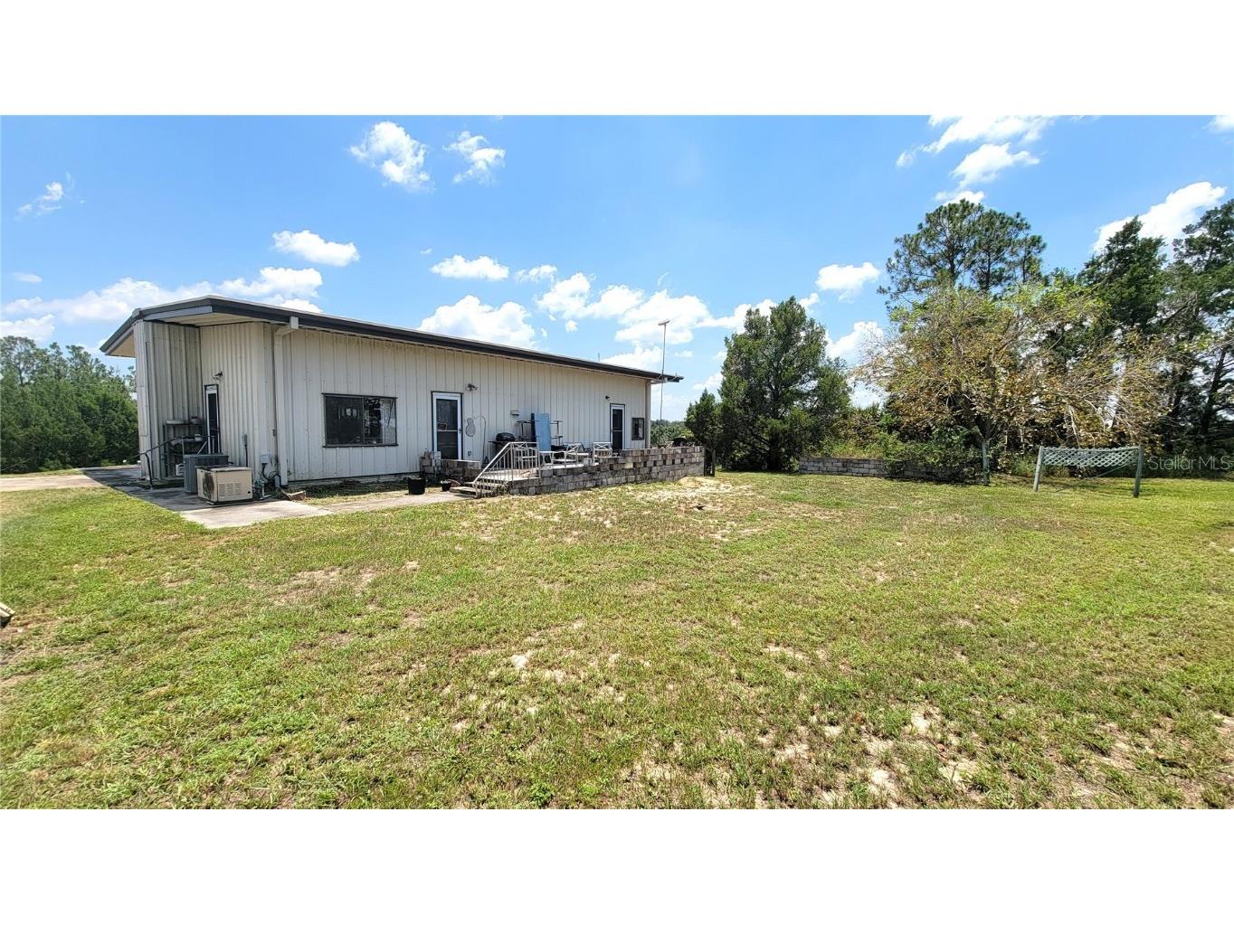 23313 S Dewey Robbins Road Howey In The Hills FL 34737 O6133039 image1