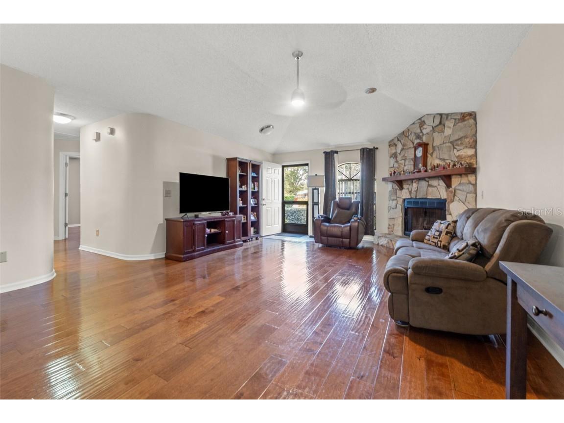 23315 Club Villas Drive Land O Lakes FL 34639 W7880866 image2