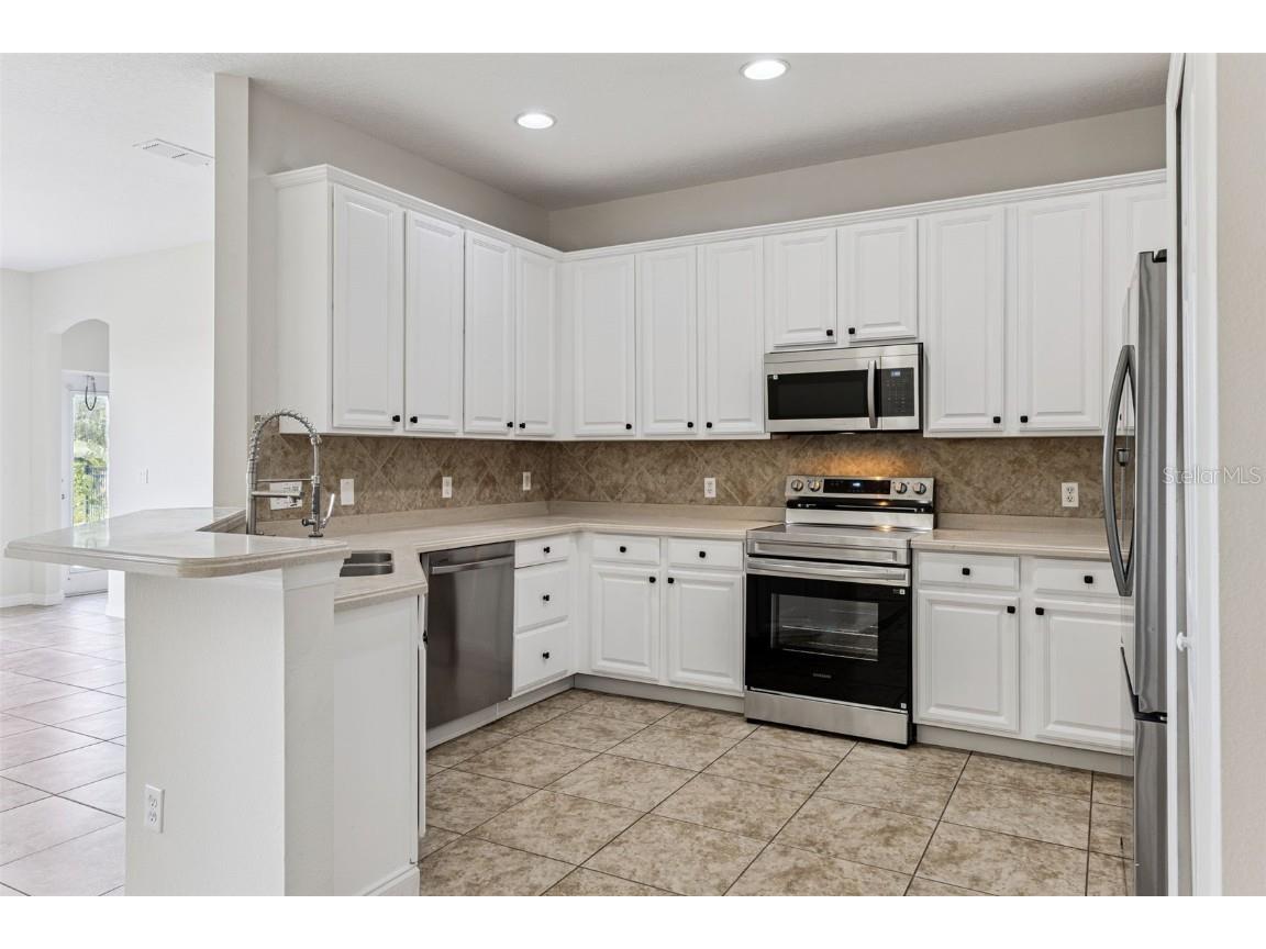 2332 Black Lake Boulevard Winter Garden FL 34787 O6353596 image8