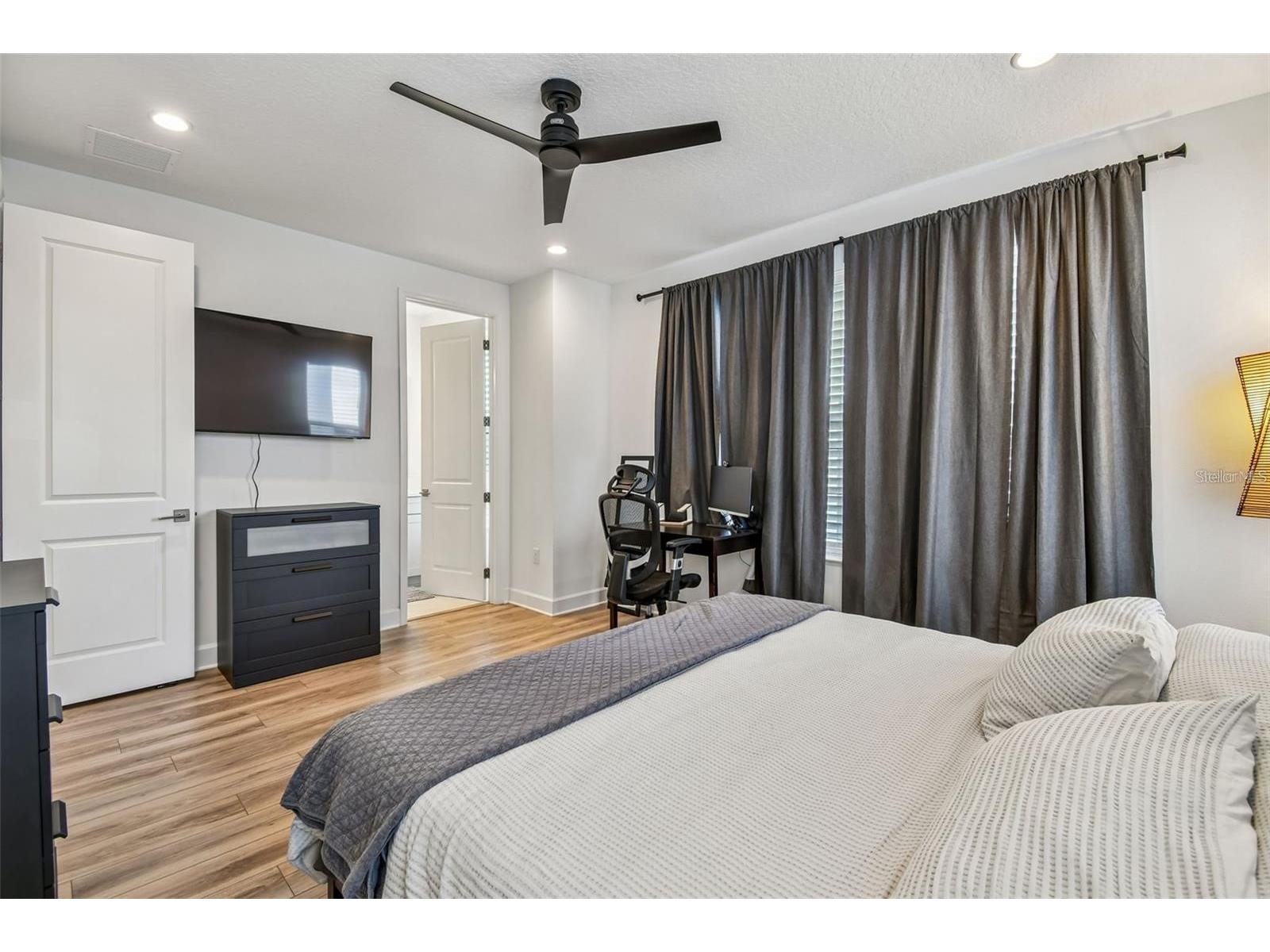 2332 Brix Streets Orlando FL 32804 O6408140 image20