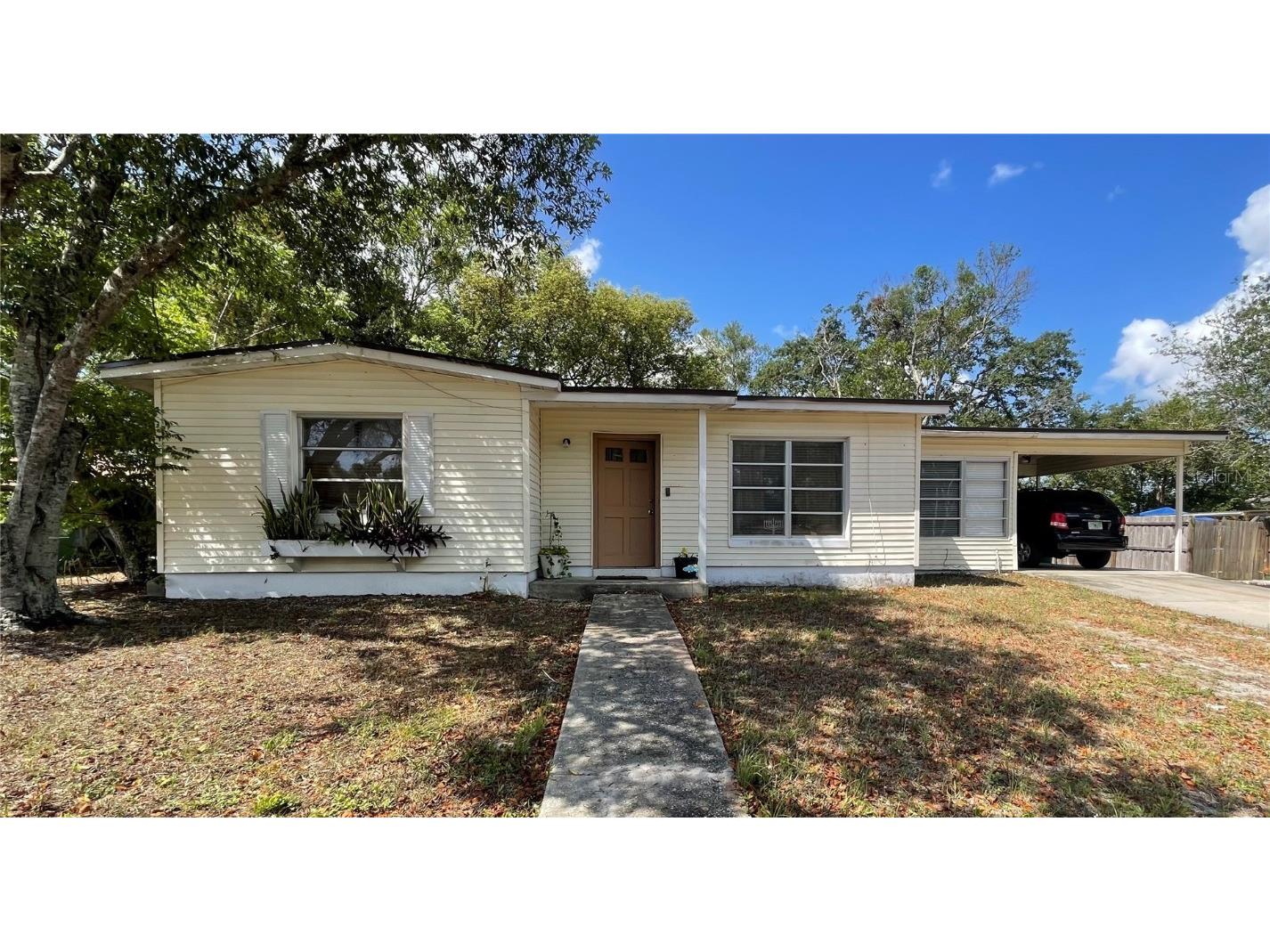 2332 Hadley Street Deltona FL 32738 V4942521 image1