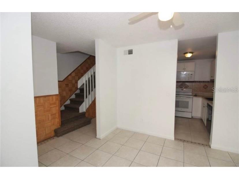 2332 Huntington Green Court #7 Orlando FL 32839 S5137669 image4