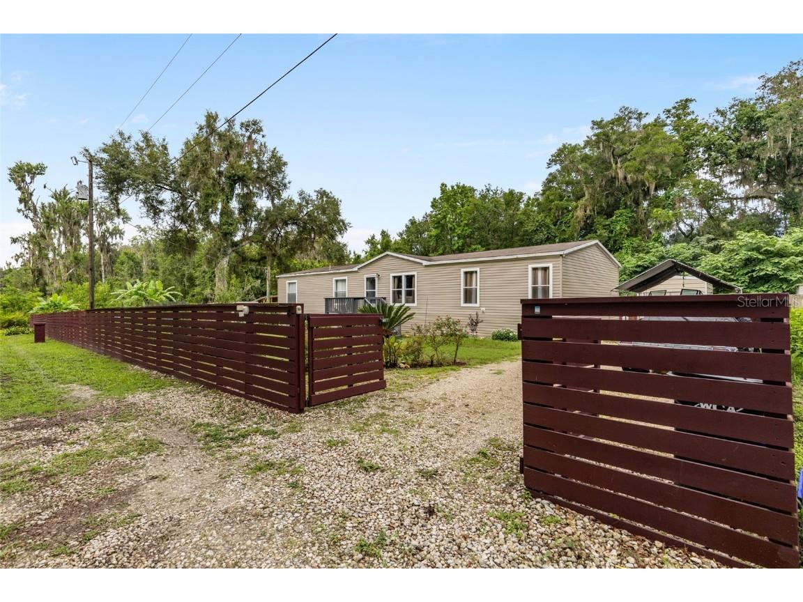 2332 NE 69th Terrace Gainesville FL 32609 GC532511 image1