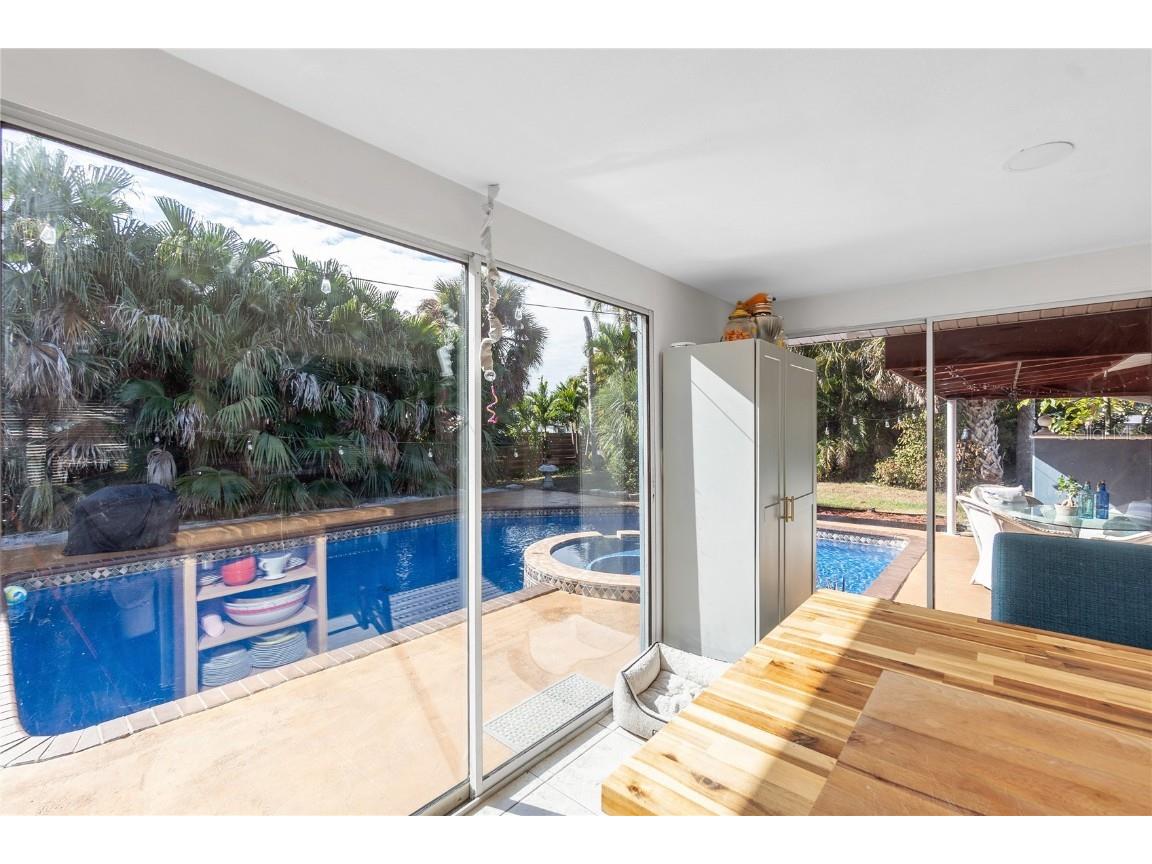 2332 Pinehurst Street Sarasota FL 34231 A4676082 image10