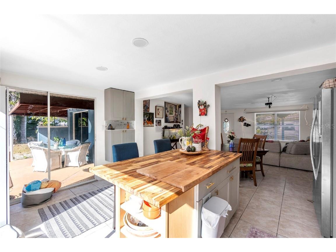 2332 Pinehurst Street Sarasota FL 34231 A4676082 image15