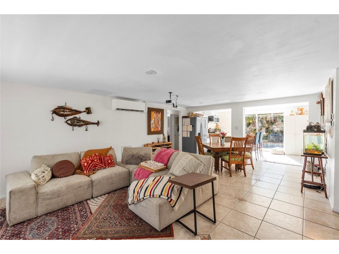 2332 Pinehurst Street Sarasota FL 34231 A4676082 image18