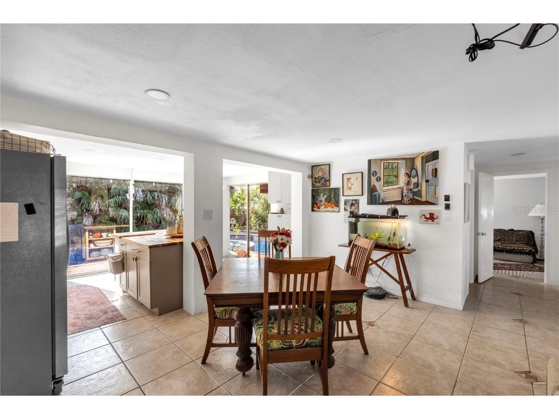 2332 Pinehurst Street Sarasota FL 34231 A4676082 image19