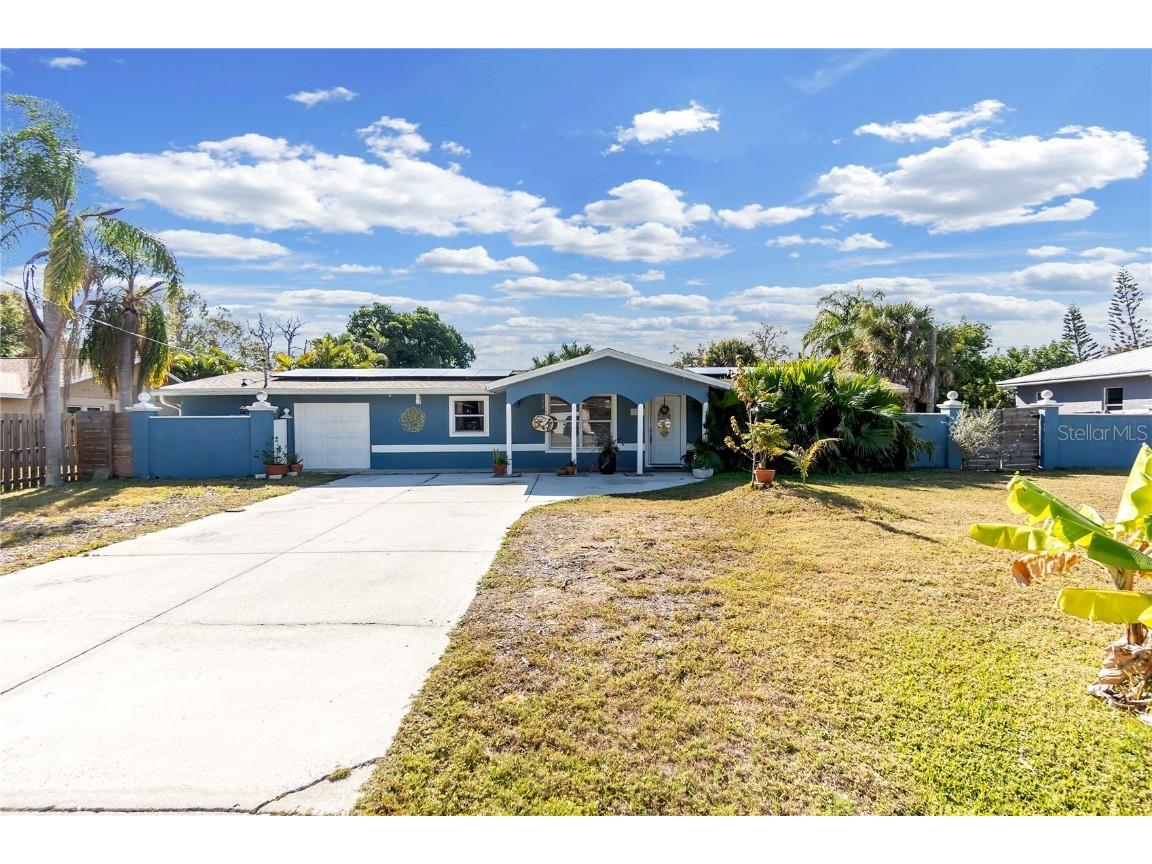 2332 Pinehurst Street Sarasota FL 34231 A4676082 image3