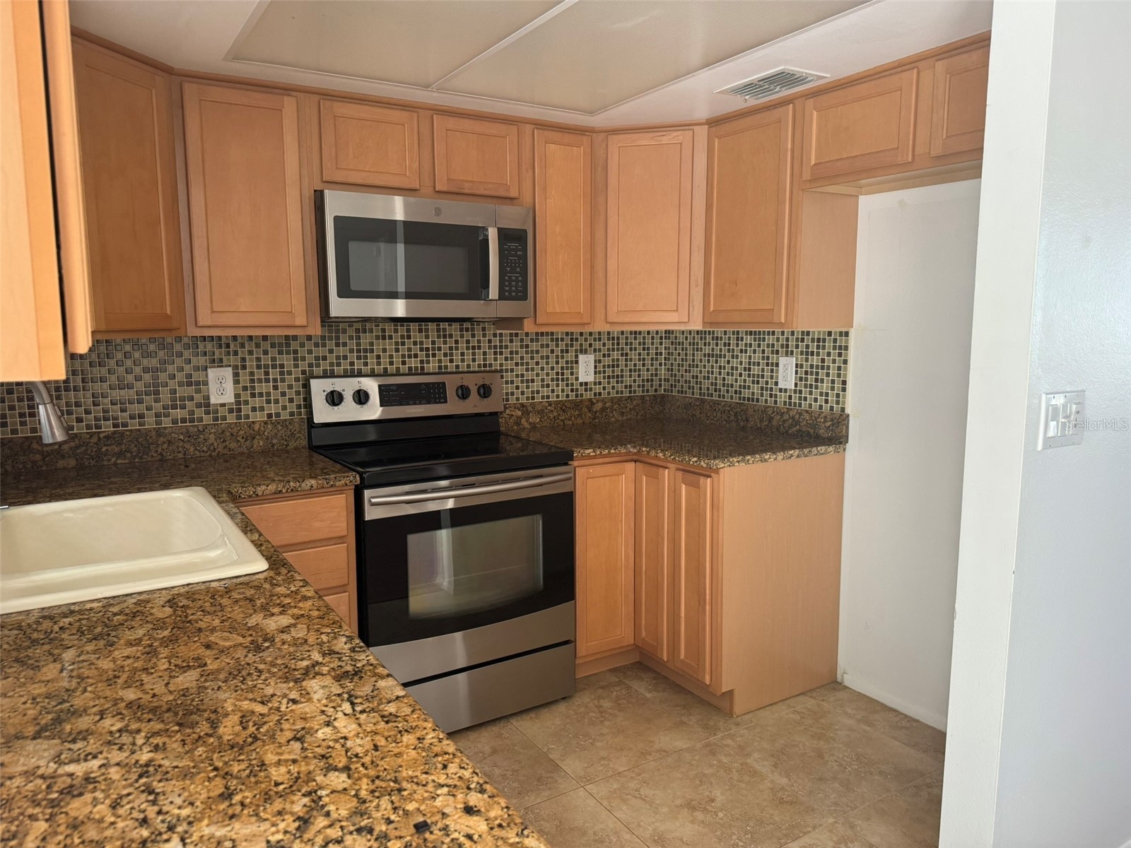 2332 Seward Drive Sarasota FL 34234 O6397683 image5