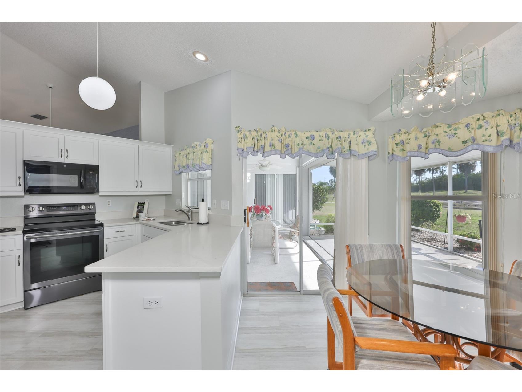 2333 E Del Webb Boulevard Sun City Center FL 33573 TB8512381 image18