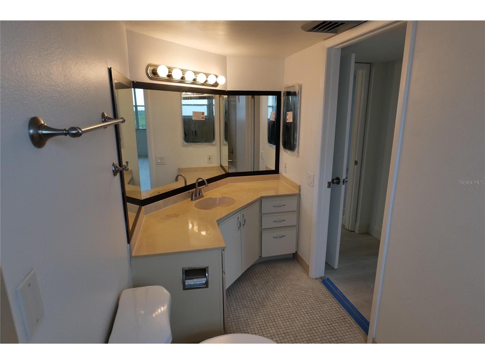 2333 Feather Sound Drive #A607 Clearwater FL 33762 TB8525391 image7