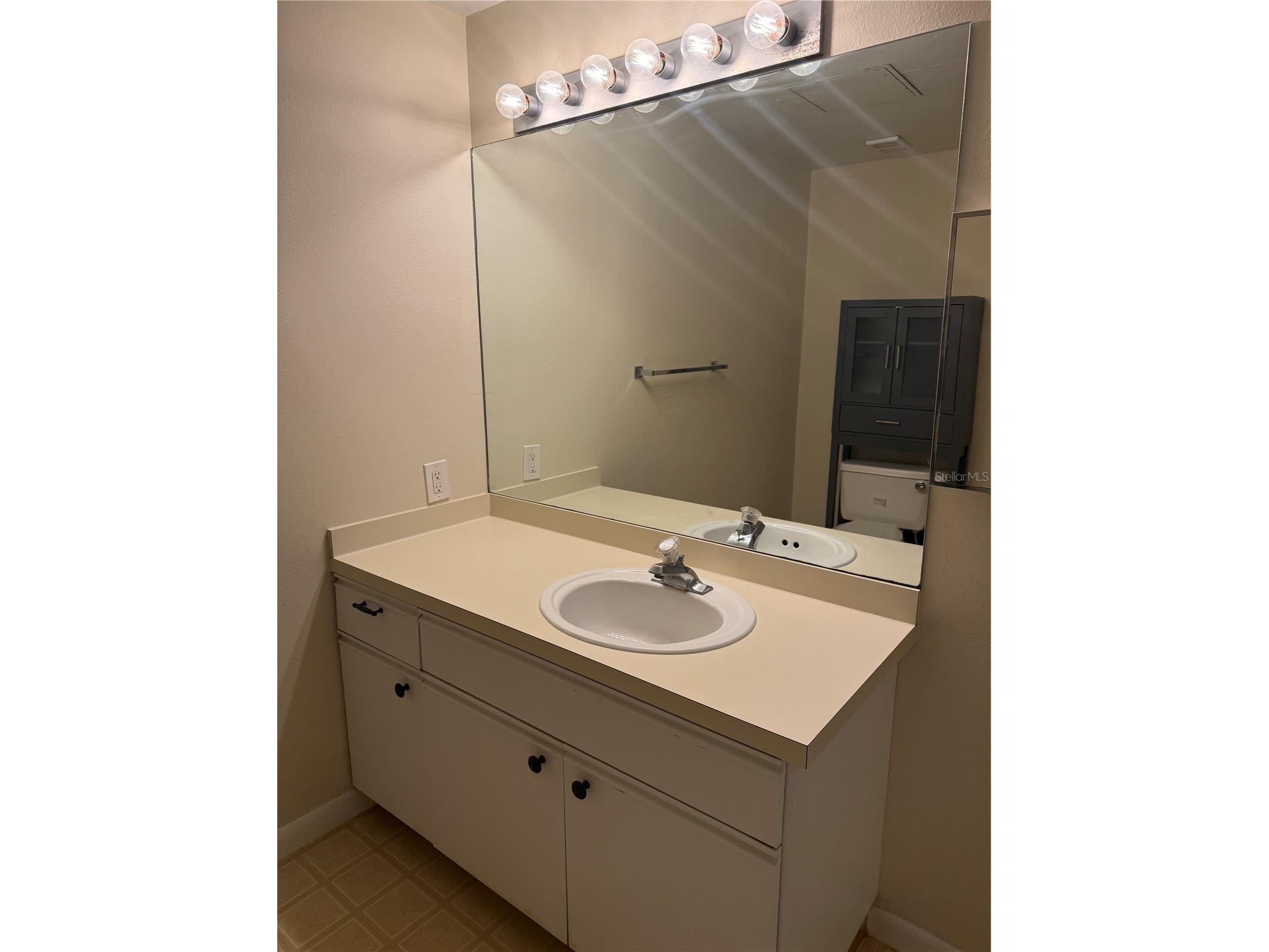 2333 Feather Sound Drive #B102 Clearwater FL 33762 TB8501826 image26