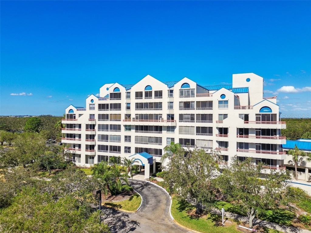 2333 Feather Sound Drive #B104 Clearwater FL 33762 TB8376853 image84