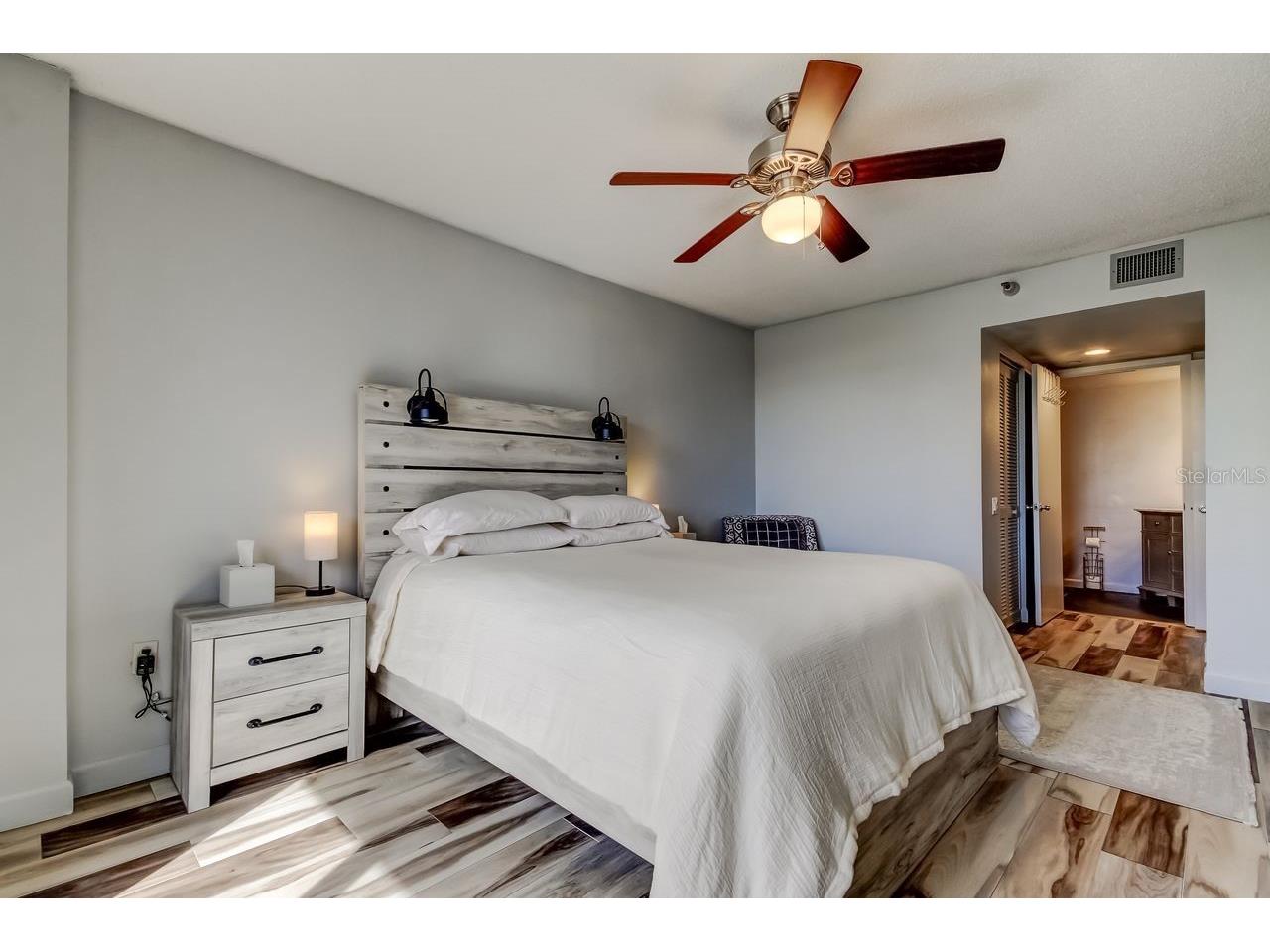 2333 Feather Sound Drive #B211 Clearwater FL 33762 TB8468946 image21