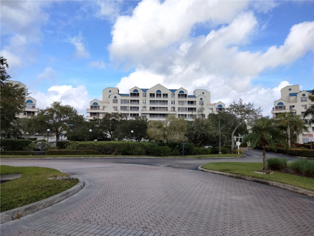 2333 Feather Sound Drive #B302 Clearwater FL 33762 U8183489 image1