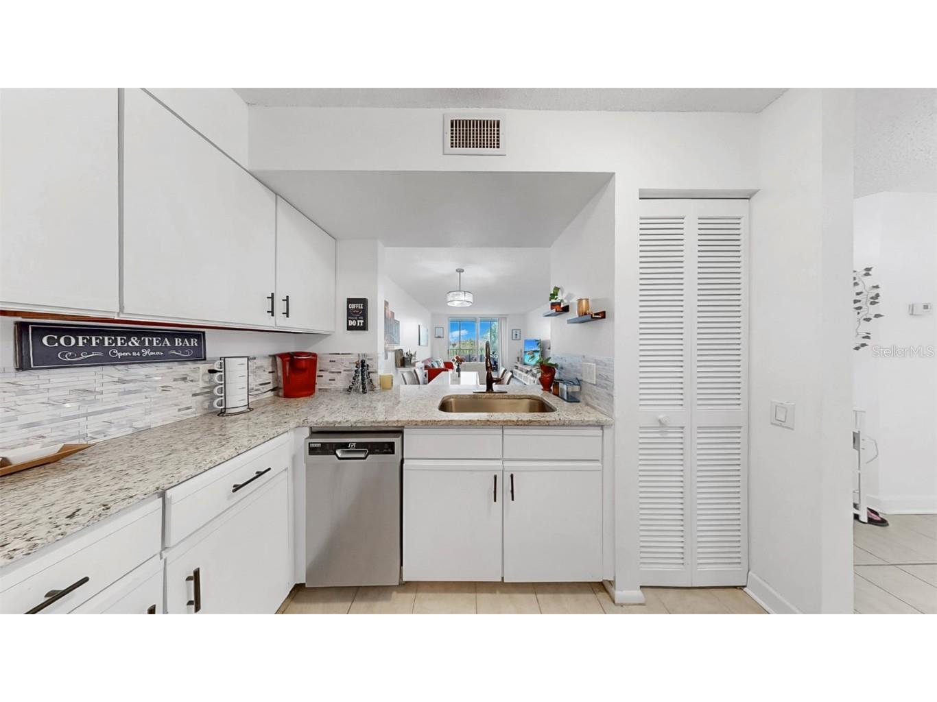 2333 Feather Sound Drive #B309 Clearwater FL 33762 TB8384109 image9