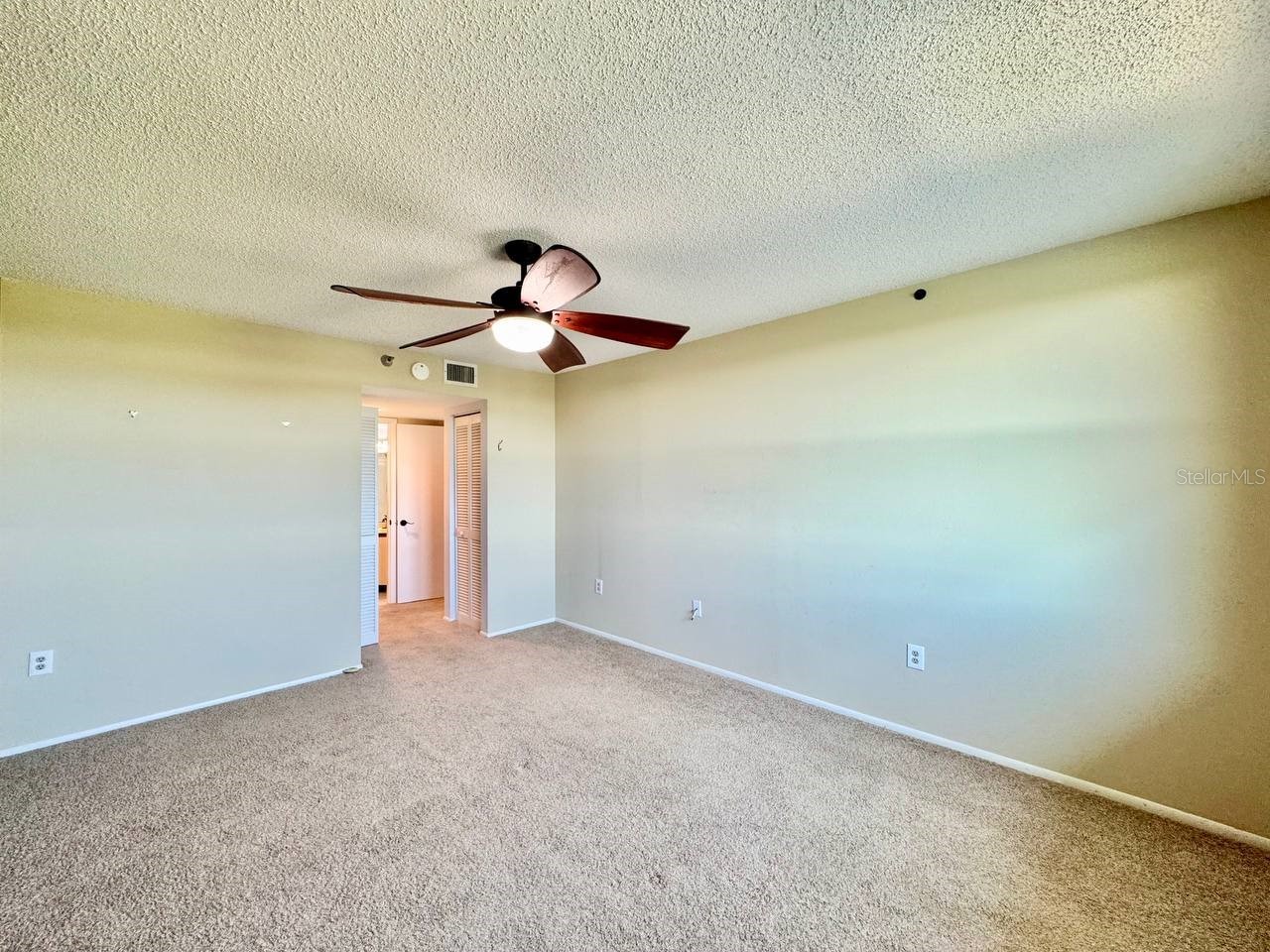 2333 Feather Sound Drive #B503 Clearwater FL 33762 TB8498953 image20
