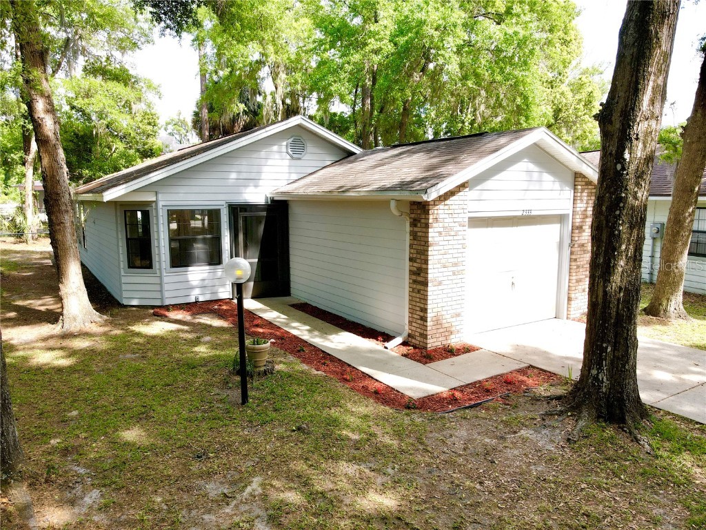 2333 NE 40th Avenue Ocala FL 34470 OM676148 image1