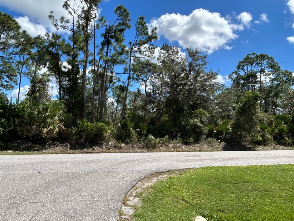 23331 Aberdeen Avenue Port Charlotte FL 33952 C7481797 image1