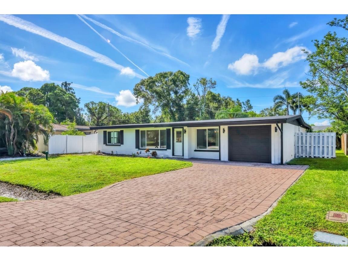 2334 Cadillac Street Sarasota FL 34231 N6140355 image1