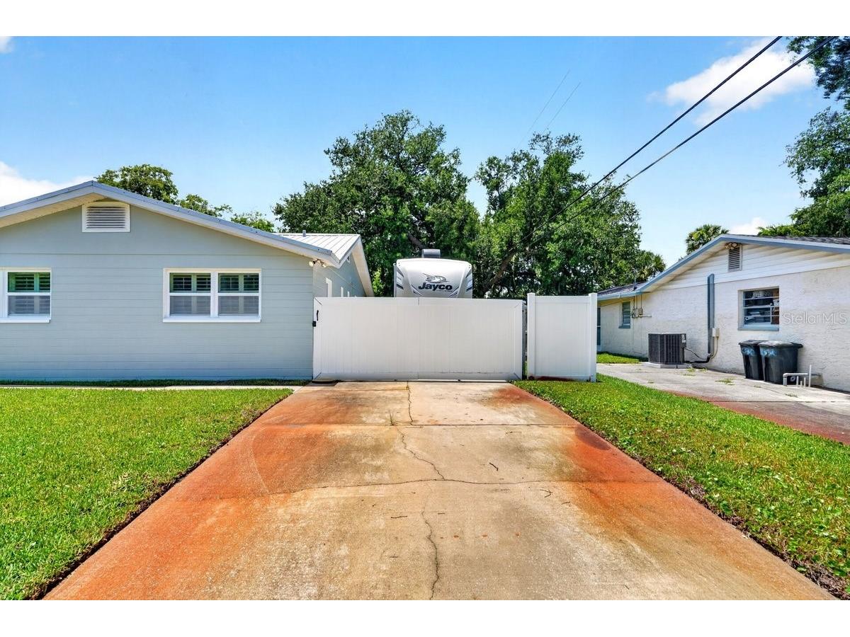2334 Citrus Avenue South Daytona FL 32119 V4949892 image5