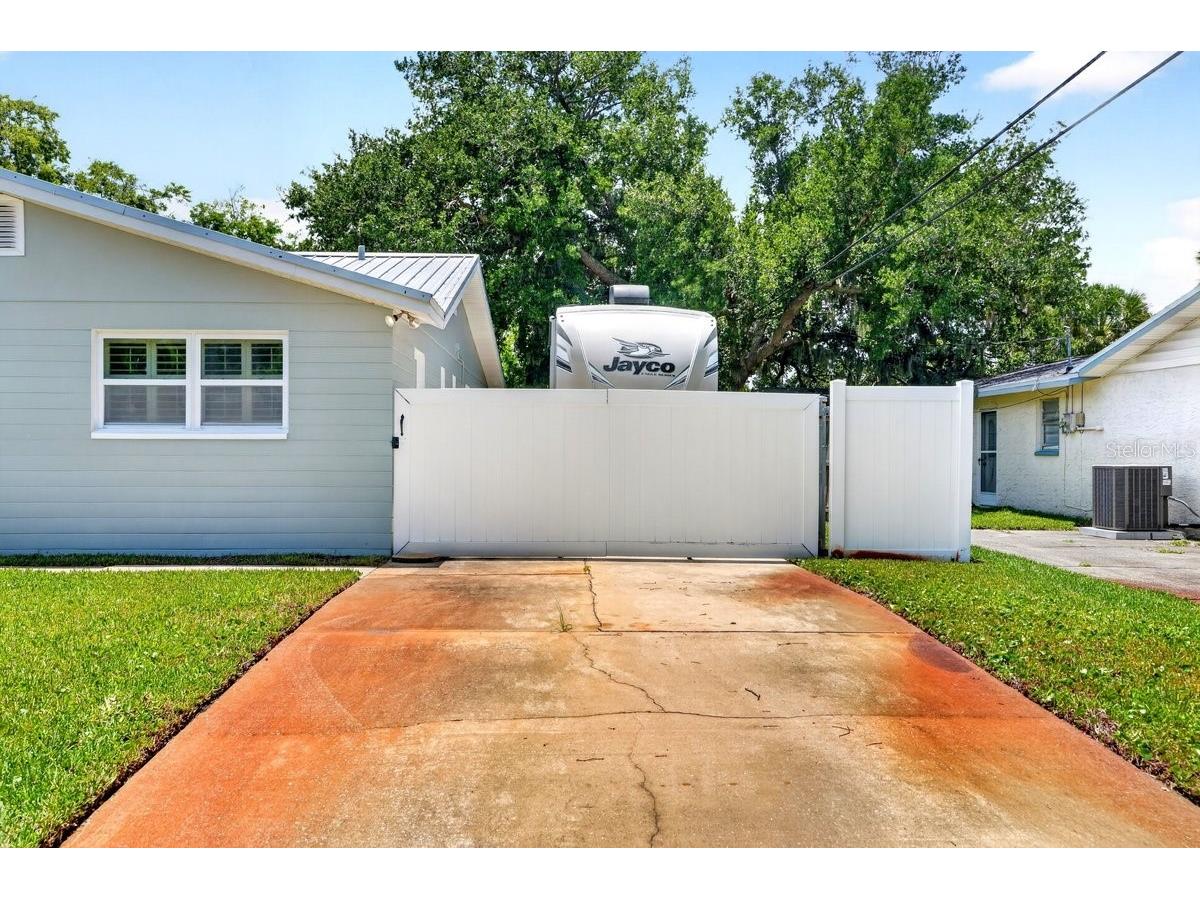 2334 Citrus Avenue South Daytona FL 32119 V4949892 image6