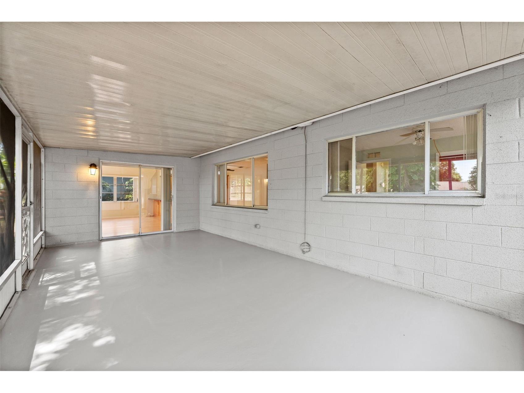 2334 Citrus Hill Rd Palm Harbor FL 34683 TB8506511 image25