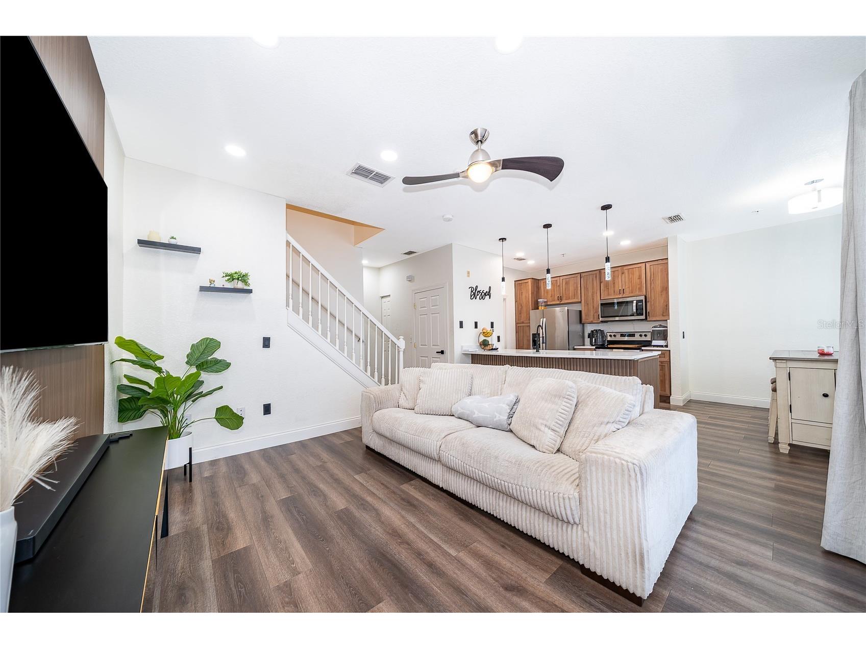 2334 Grand Central Parkway #16 Orlando FL 32839 S5146599 image8