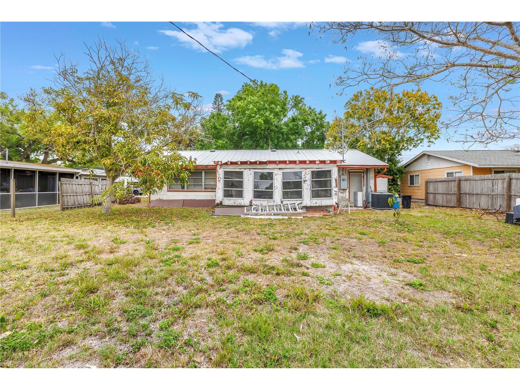 2334 Prospect Street Sarasota FL 34239 A4687637 image10