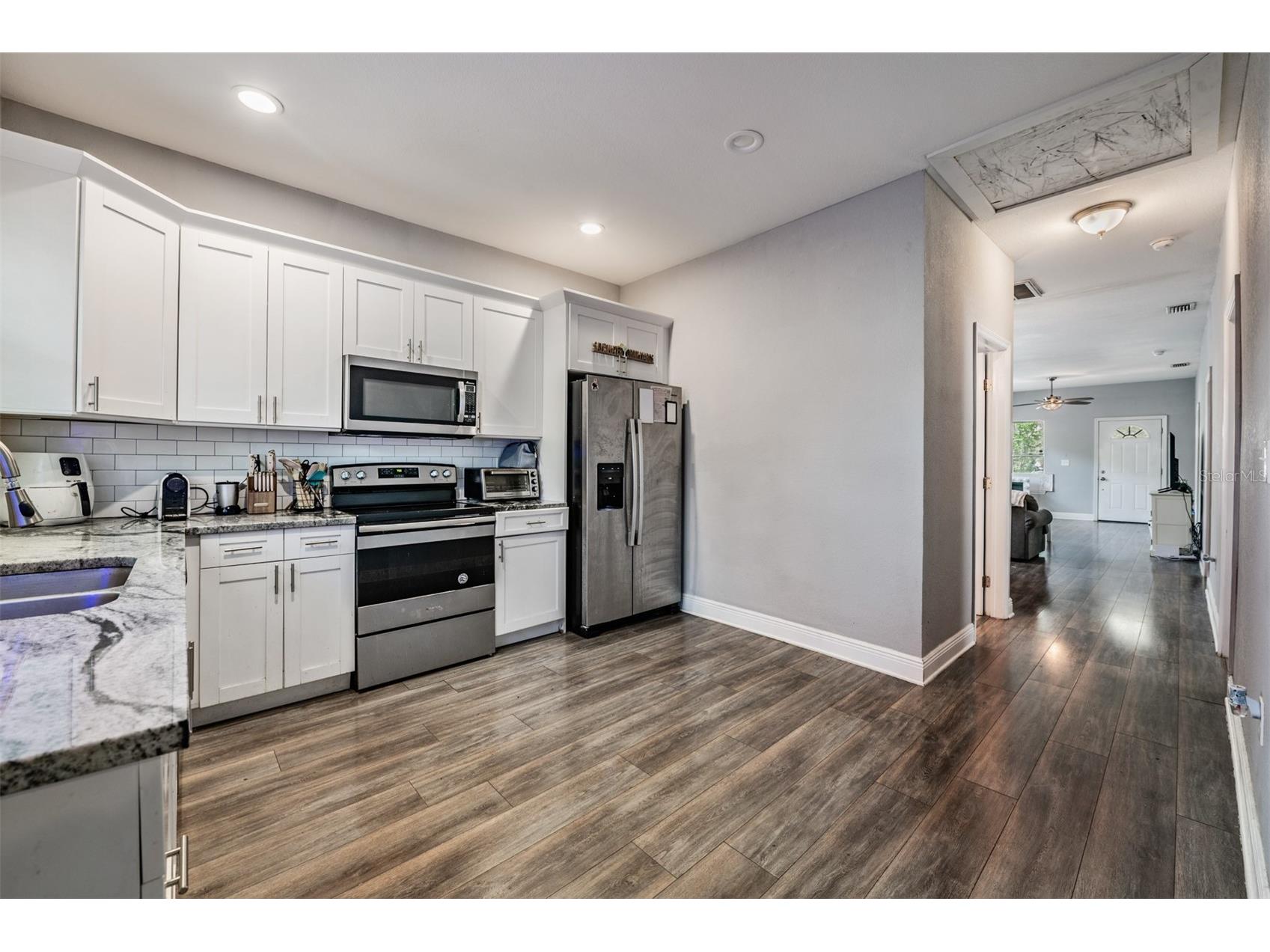 2334 W Spruce Street Tampa FL 33607 TB8492961 image12