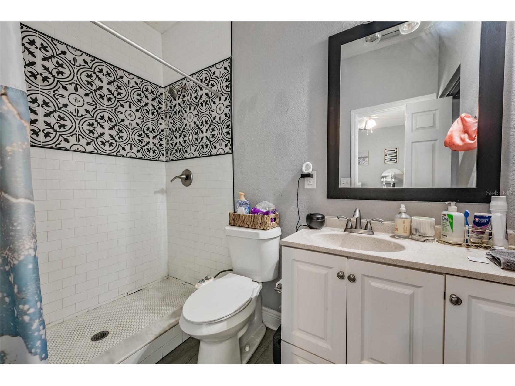 2334 W Spruce Street Tampa FL 33607 TB8492961 image16