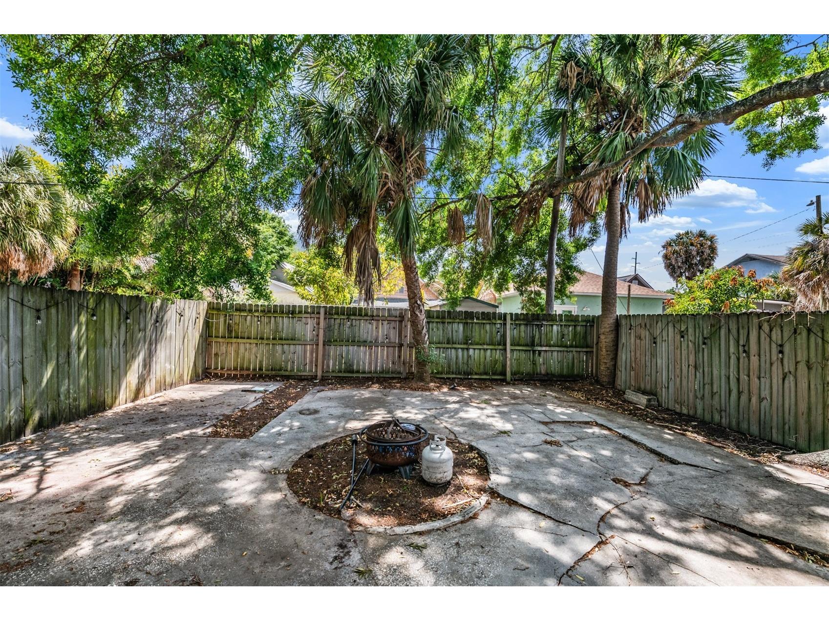 2334 W Spruce Street Tampa FL 33607 TB8492961 image21