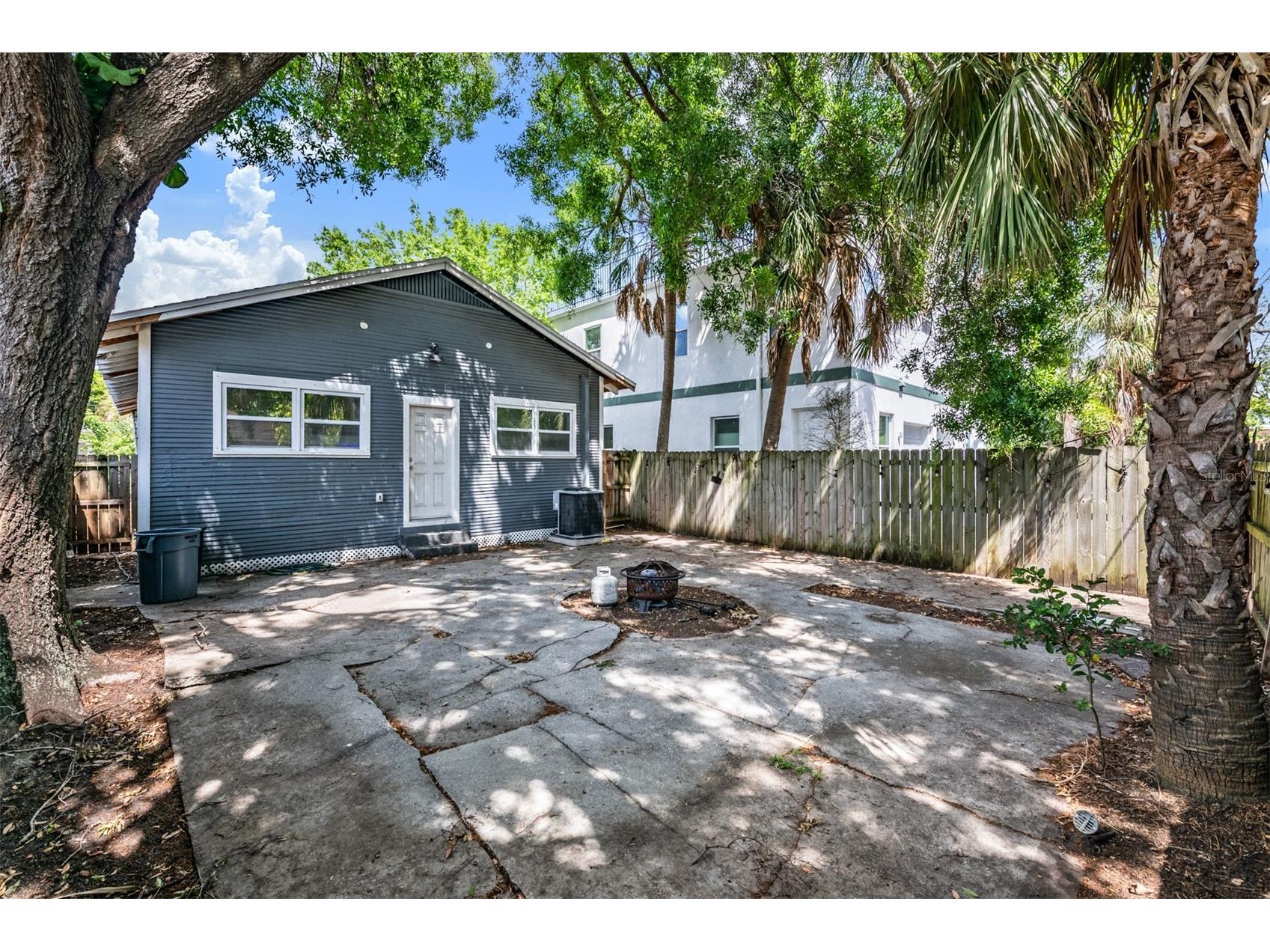 2334 W Spruce Street Tampa FL 33607 TB8492961 image23