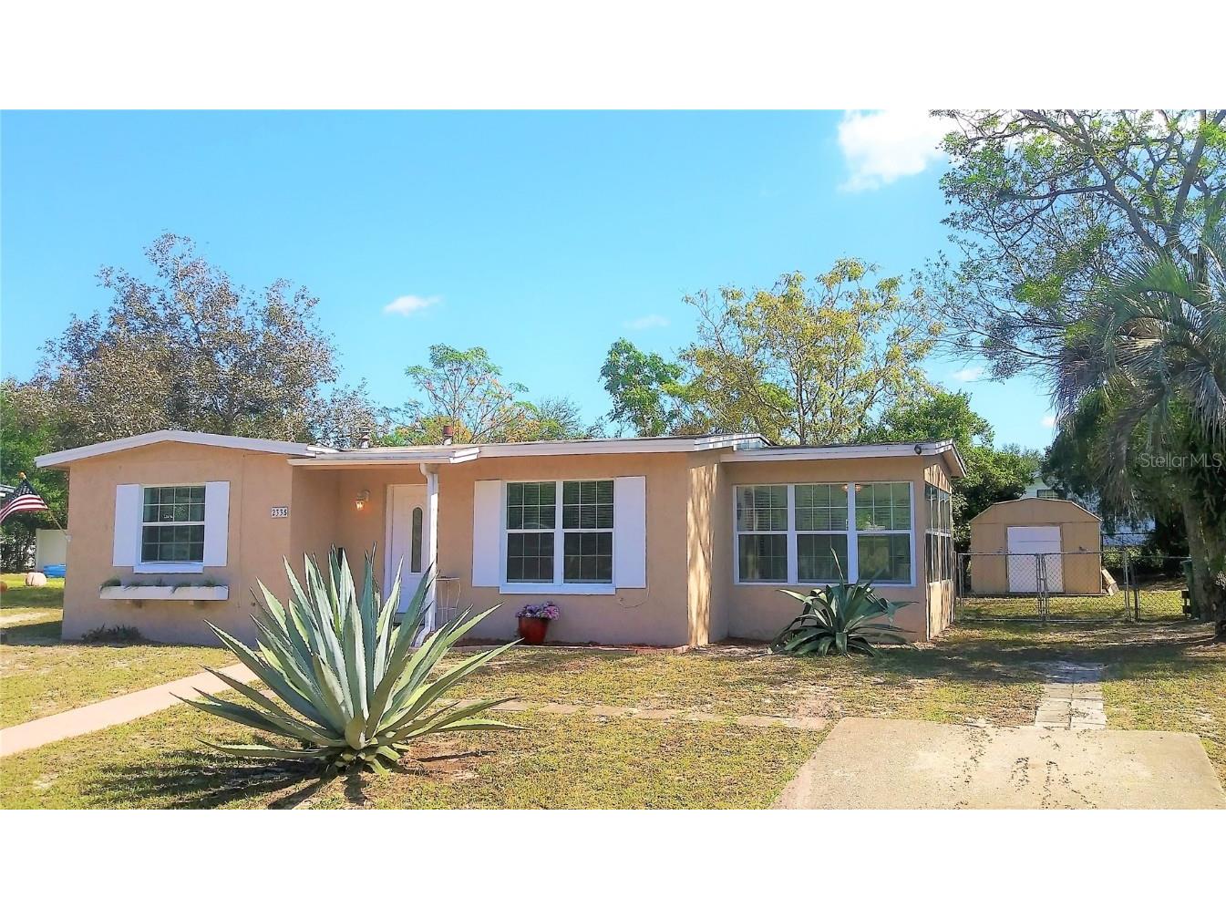 2335 Austin Avenue Deltona FL 32738 V4932061 image1