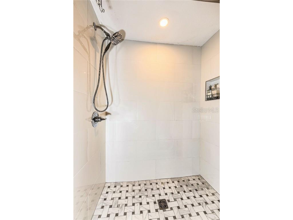 2335 Beneva Terrace #2254 Sarasota FL 34232 TB8390572 image16