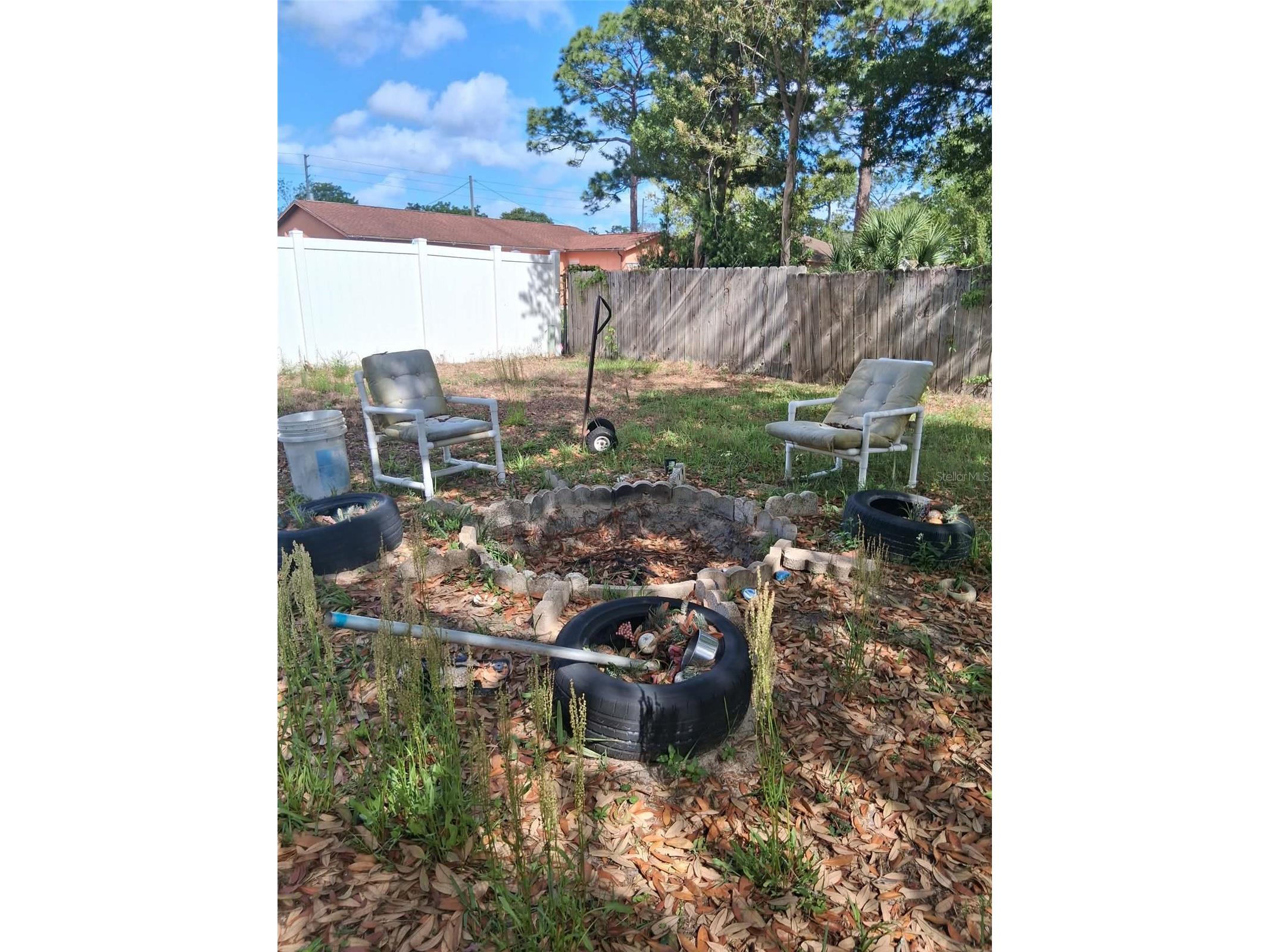 2335 Canfield Drive Spring Hill FL 34609 W7885810 image1