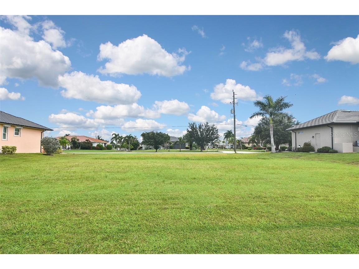 2335 Deborah Drive Punta Gorda FL 33950 C7496223 image2