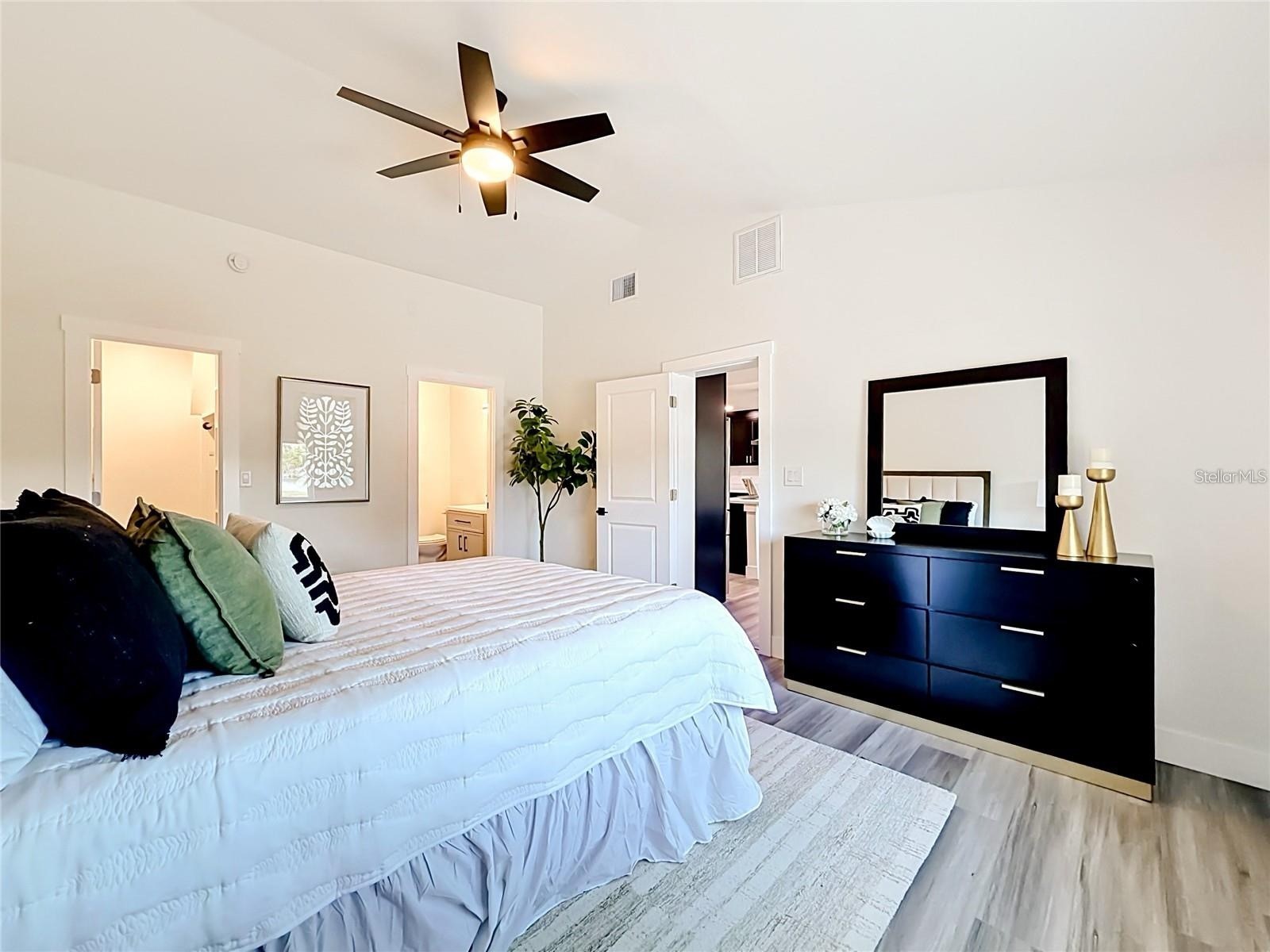 2335 Murilla Way S Saint Petersburg FL 33712 - LAKE MAGGIORE TB8513232 image16