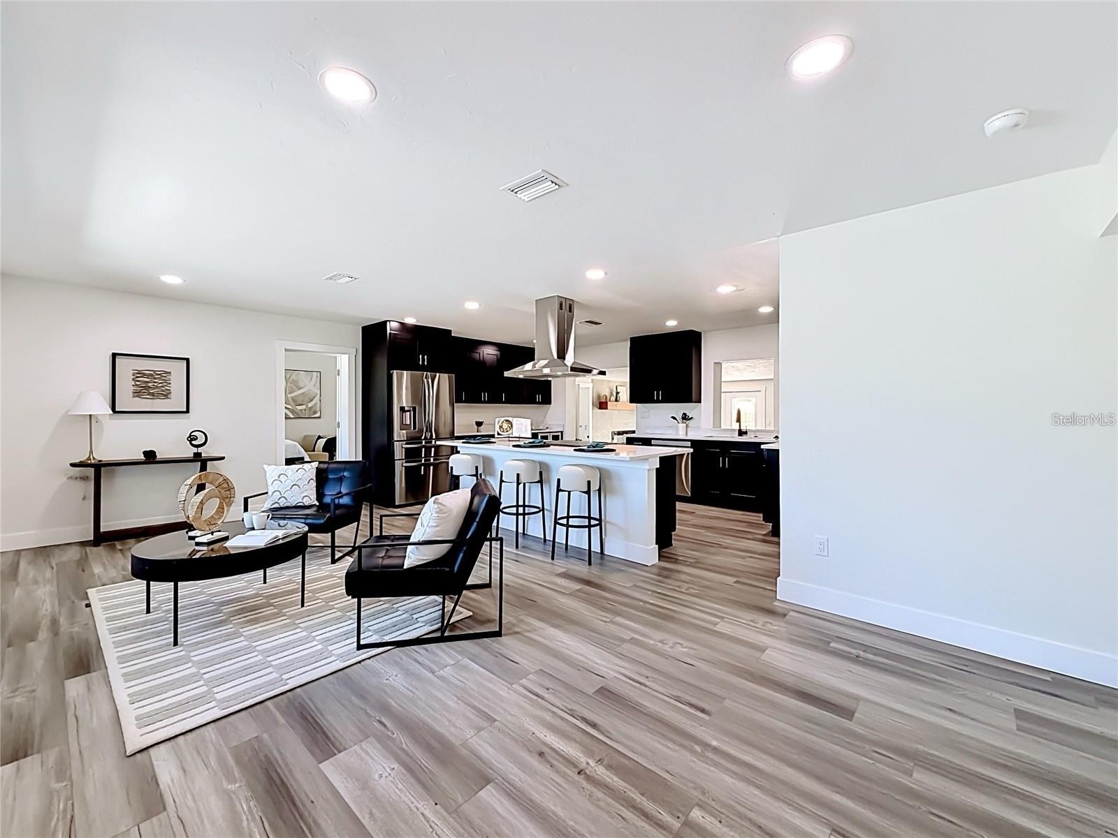 2335 Murilla Way S Saint Petersburg FL 33712 - LAKE MAGGIORE TB8513232 image3